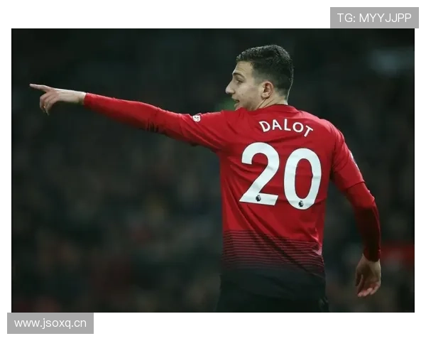 黄潜边路进攻 黄潜边路进攻