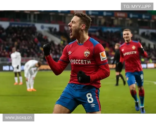 杜埃与姆巴佩发展轨迹与核心潜力对比分析