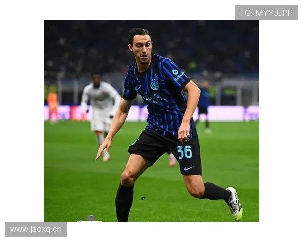 国米边翼卫狂攻战术困境:是否掩盖了中路缺乏穿透力的整体进攻结构性短板 国米边翼卫狂攻战术困境:是否掩盖了中路缺乏穿透力的整体进攻结构性短板