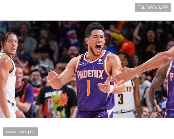 德文·布克突破时得分效率提升显著，助菲尼克斯拉开关键阶段分差