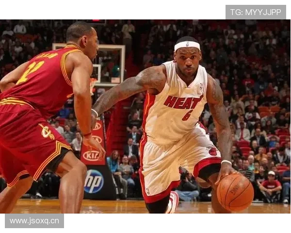 沃尔挡拆突破撕裂对方一号位较巅峰更注重组织